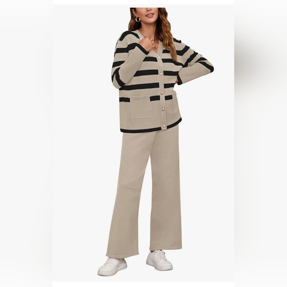 Viottiset  2 Piece Outfit/Lounge Wear #1206 NWOT